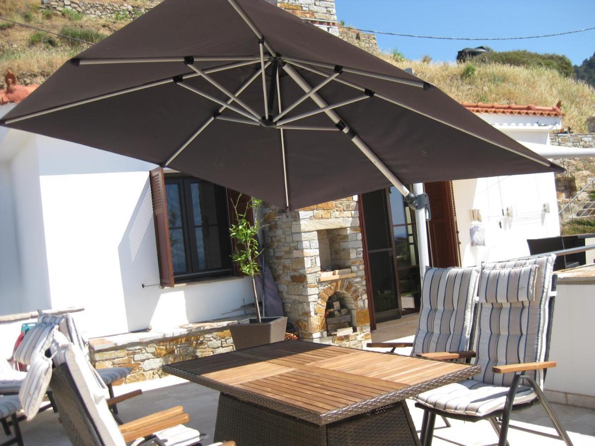 Astra-Ferienhaus Mit Grosser Dachterrasse Und Top-Ausstattung In Nas Armenistís Exterior foto