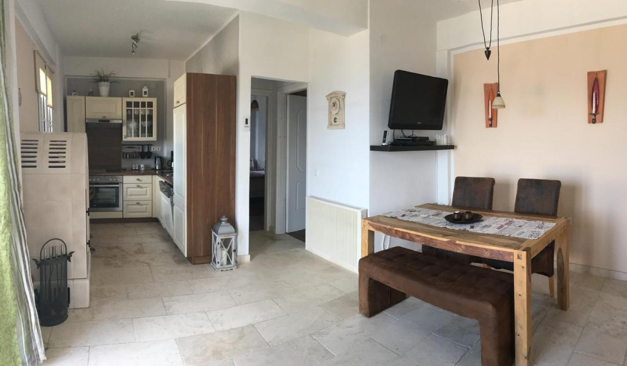 Astra-Ferienhaus Mit Grosser Dachterrasse Und Top-Ausstattung In Nas Armenistís Exterior foto